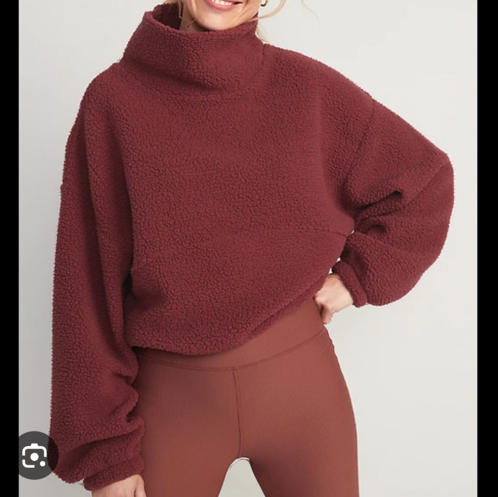Old Navy Burgundy Sherpa Cropped Drawstring Turtleneck Sweater Size XL